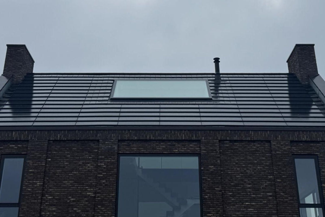 Flachdachfenster vs. Dachfenster für Schräge: Was passt zu Ihrem Haus?