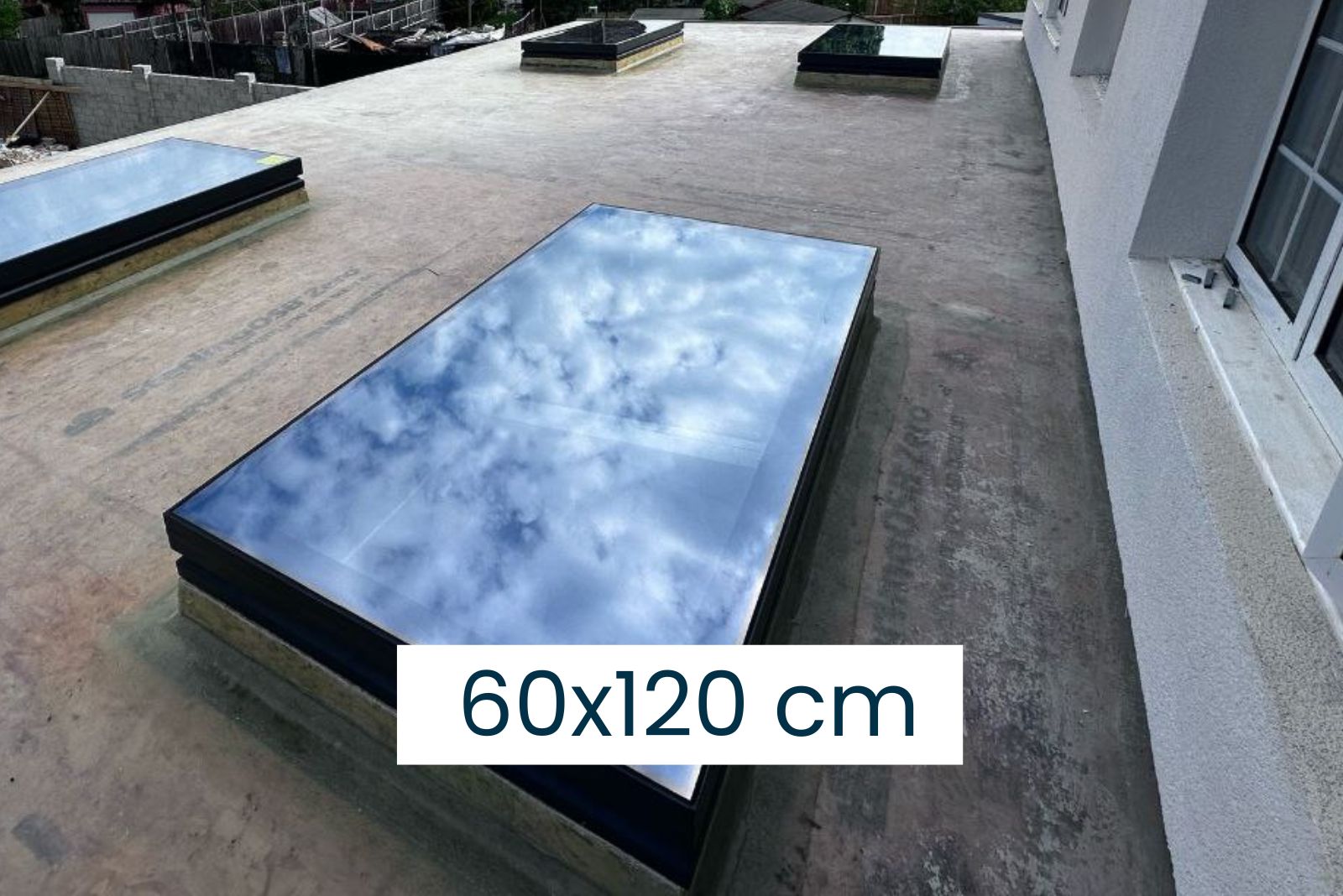 Ultraglas Aluminium Dachfenster 60 x 120 cm - Dreifach Verglast